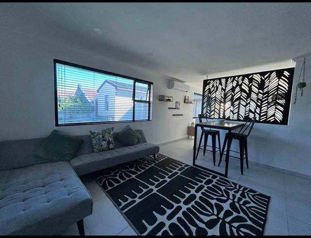 1 BEDROOM PROPERTY TO RENT IN BLOUBERGSTRAND